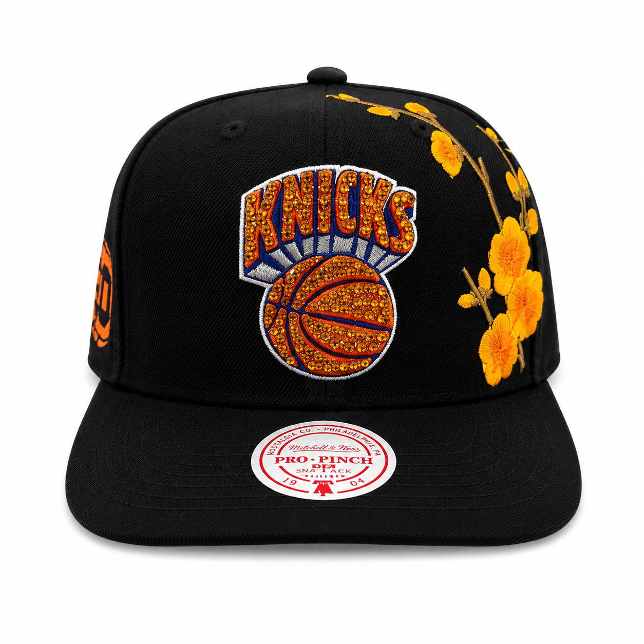 Polanco Caps New York Knicks Iced-Out Black Floral Hat