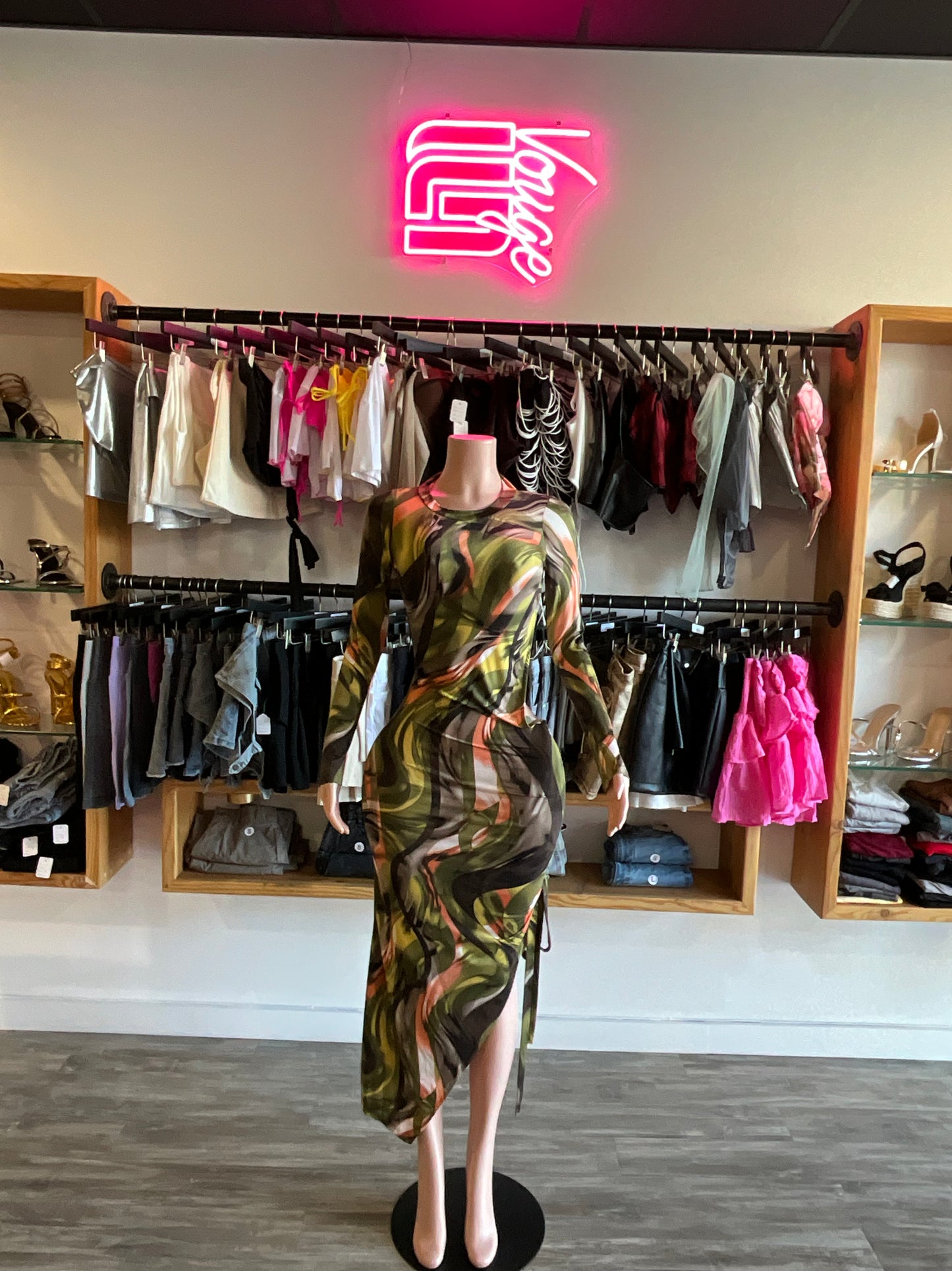 WOMEN’S SEXY BACKLESS DRESS