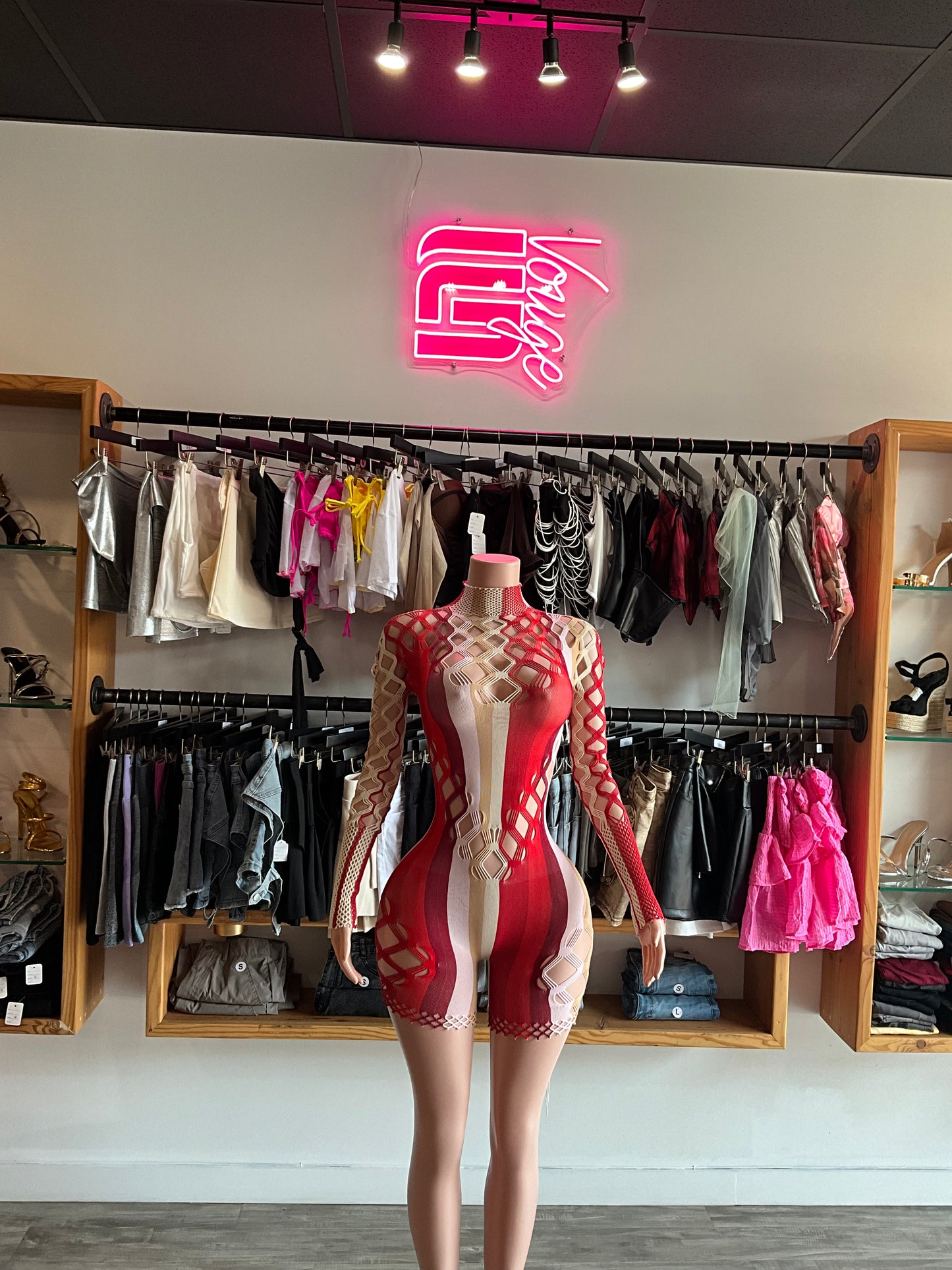 WOMEN’S Till Dawn Romper - Red/combo