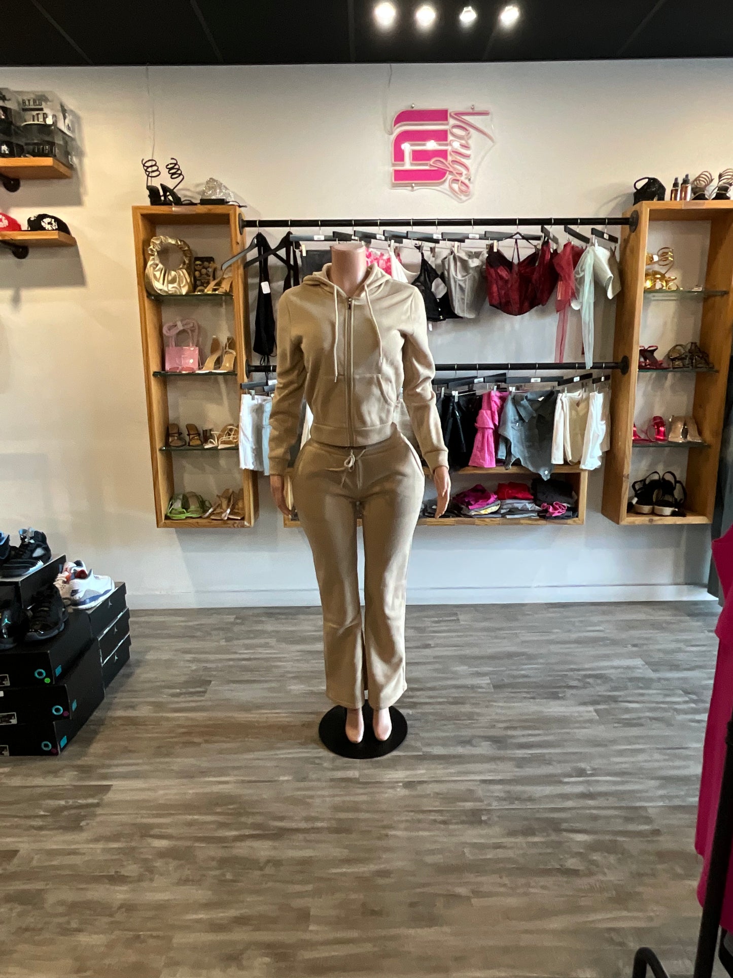 Vogue Candace Lounge Set - Sand
