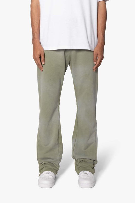 MNML Faded Bootcut Sweatpants (olive)