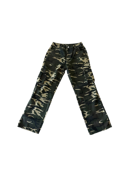 Vogue Women’s Camo Cargo Pants