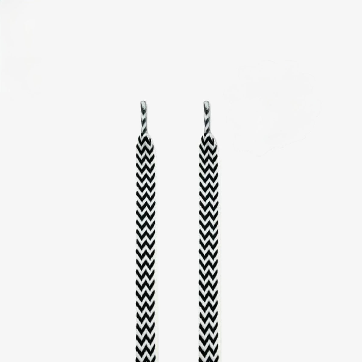 KICKS Fat Shoelaces (white/black)