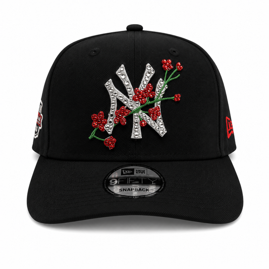 POLANCO-CAPS New York Yankees Iced-Out Black Floral Hat