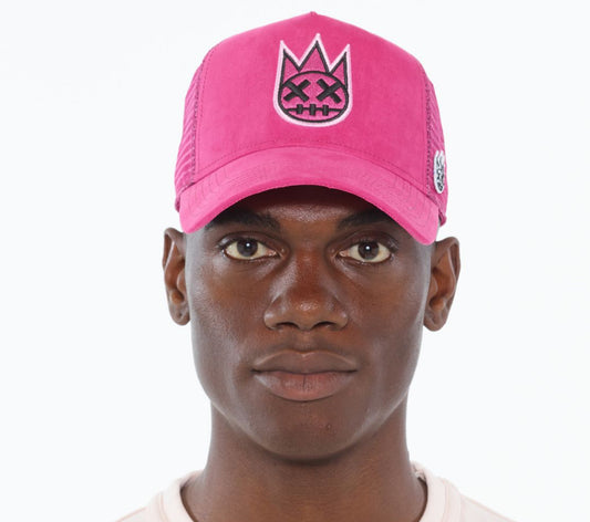 CULT CLEAN LOGO MESH BACK TRUCKER HAT (PINK)