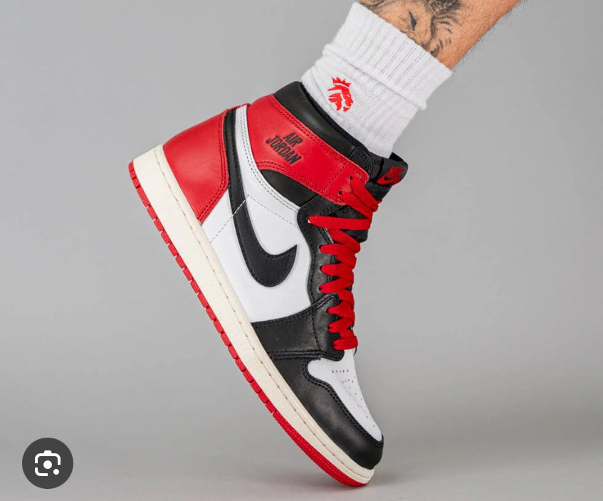 Air Jordan 1 High Black Toe GS