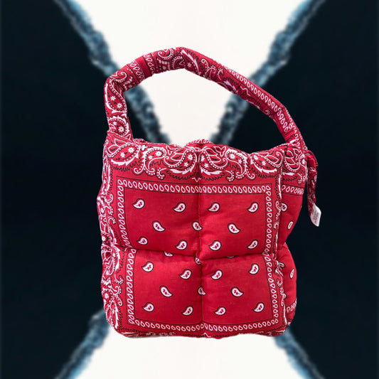 LARGE BANDANA PUFFER BAG RED