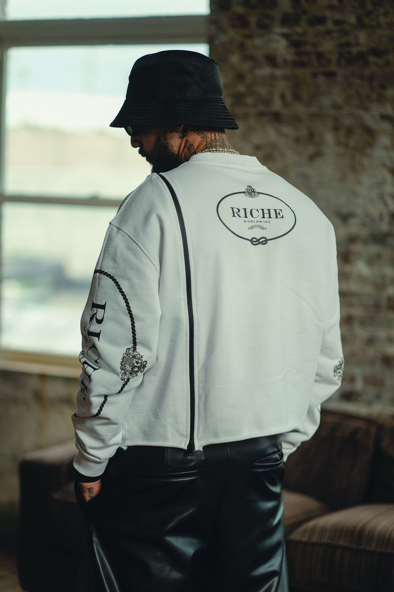 VIERICHE Mixmatch Logo Crew Sweater (white)
