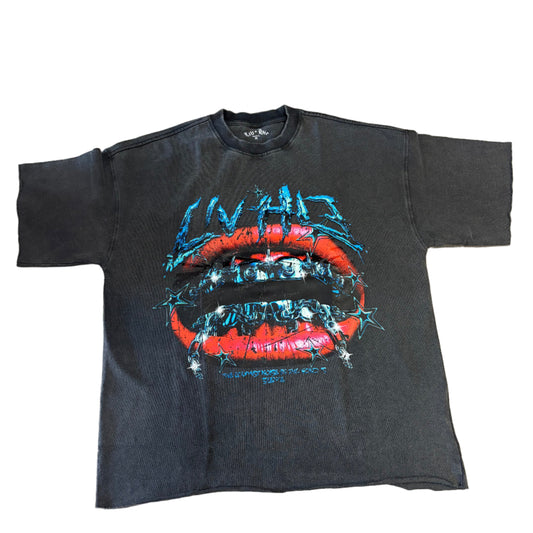 Liv Hie Brace Face tee